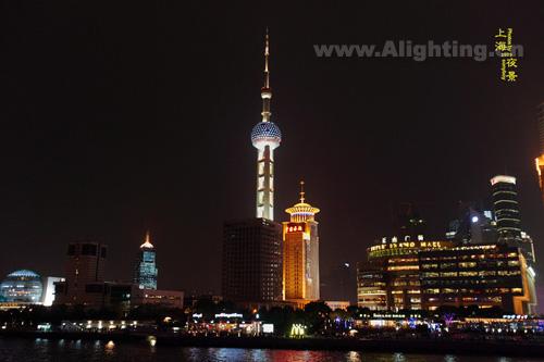 实拍上海夜景 照明显示城市魅力