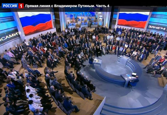 艾比森光电为俄罗斯总统普京第11次“普京热线”直播现场提供91平米舞台LED显示屏。