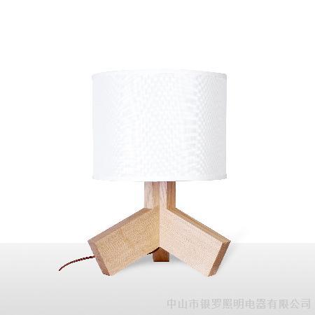 经典创意宜家风格实木台灯-杰克台灯