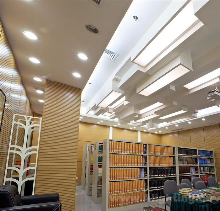 重庆市南岸区图书馆照明设计
