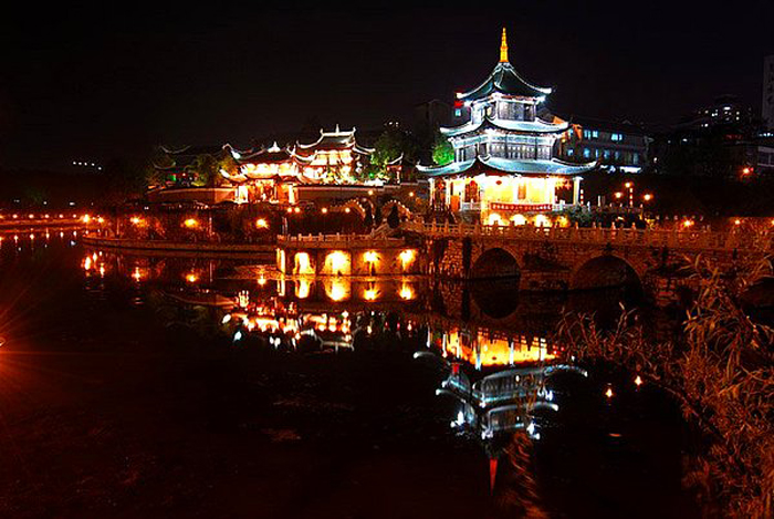 贵州地级市gdp排名20_贵州厨师学校排名(2)