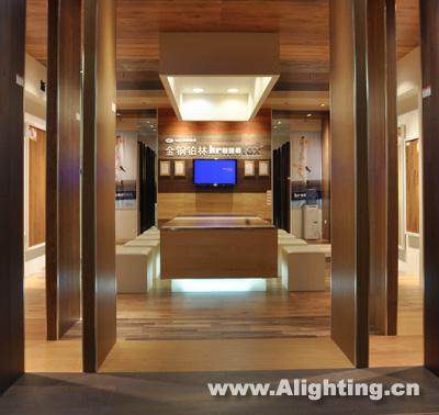 深圳国安居金钢铂林木地板旗舰店照明设计