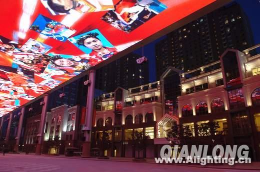 总价2.5亿LED天幕亮相北京CBD(组图)