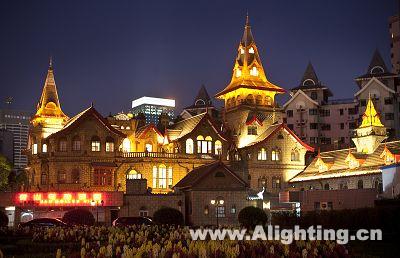 上海金黄灯装饰童话城堡