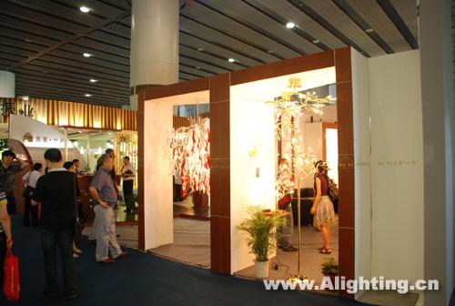 图组大餐：广州国际照明展览会展台风采