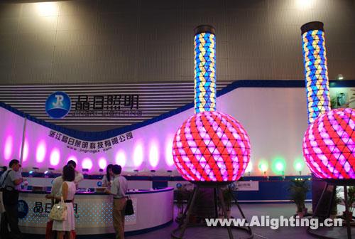 图组大餐：广州国际照明展览会展台风采