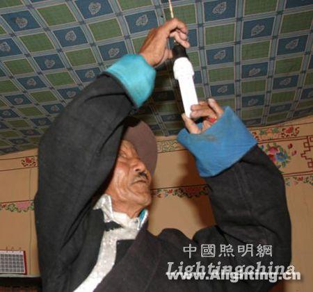 节能之光照亮世界屋脊