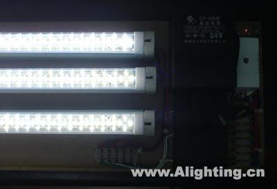 龙茂推出三种可调光LED日光灯与隧道灯(图)