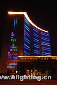 苏州国际科技园四期LED景观照明(组图)