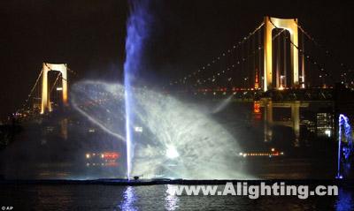 日本音乐灯光喷泉展示美妙光影艺术