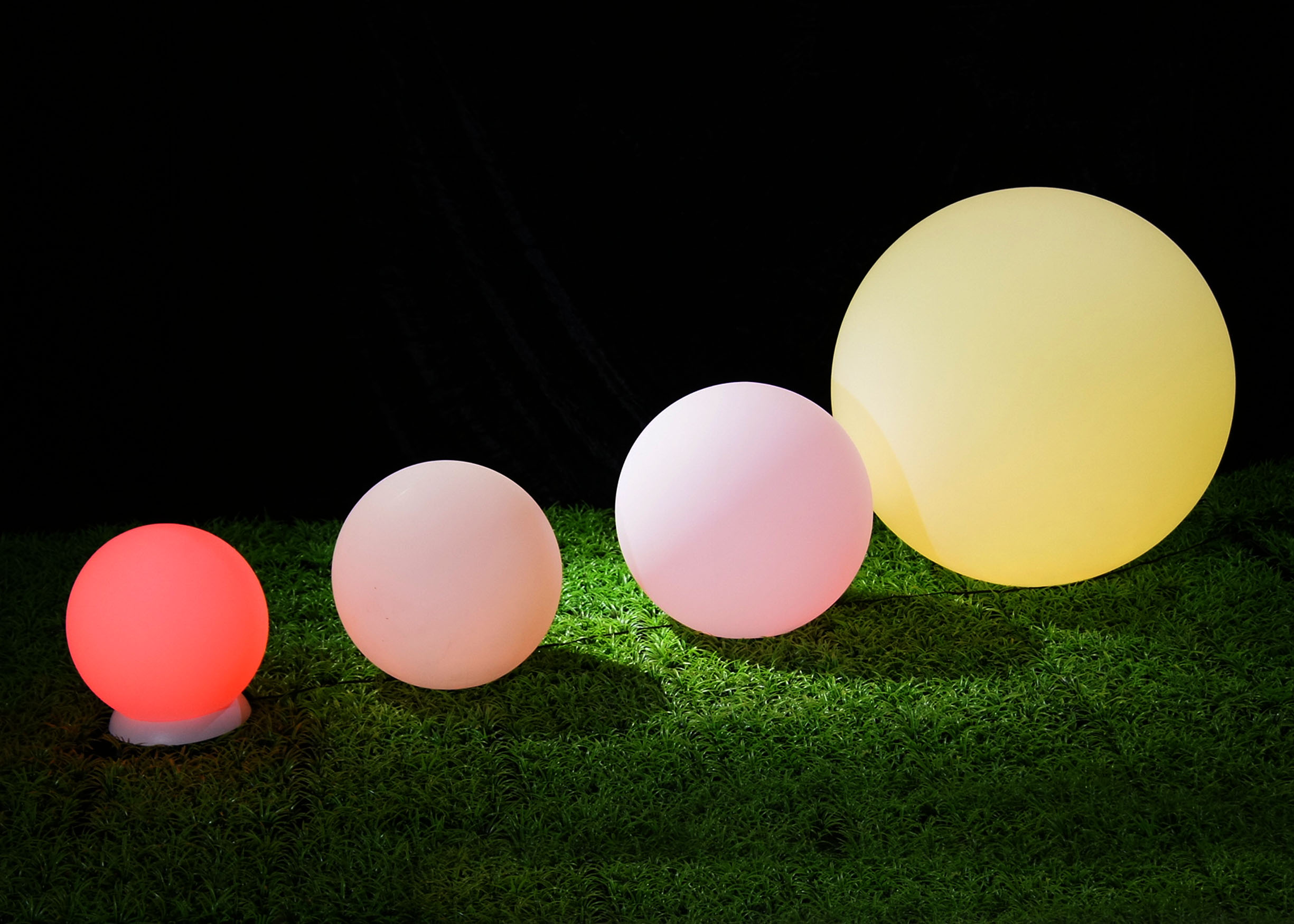滚塑led发光球 七彩变色可遥控 室内外景观装饰灯具